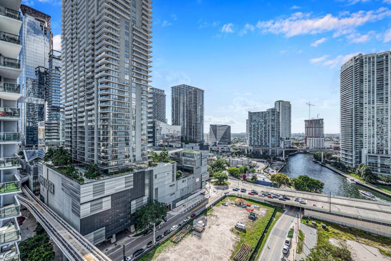Iconic 2 Bedroom Loft Brickell-Stunning Views ไมอามี ภายนอก รูปภาพ
