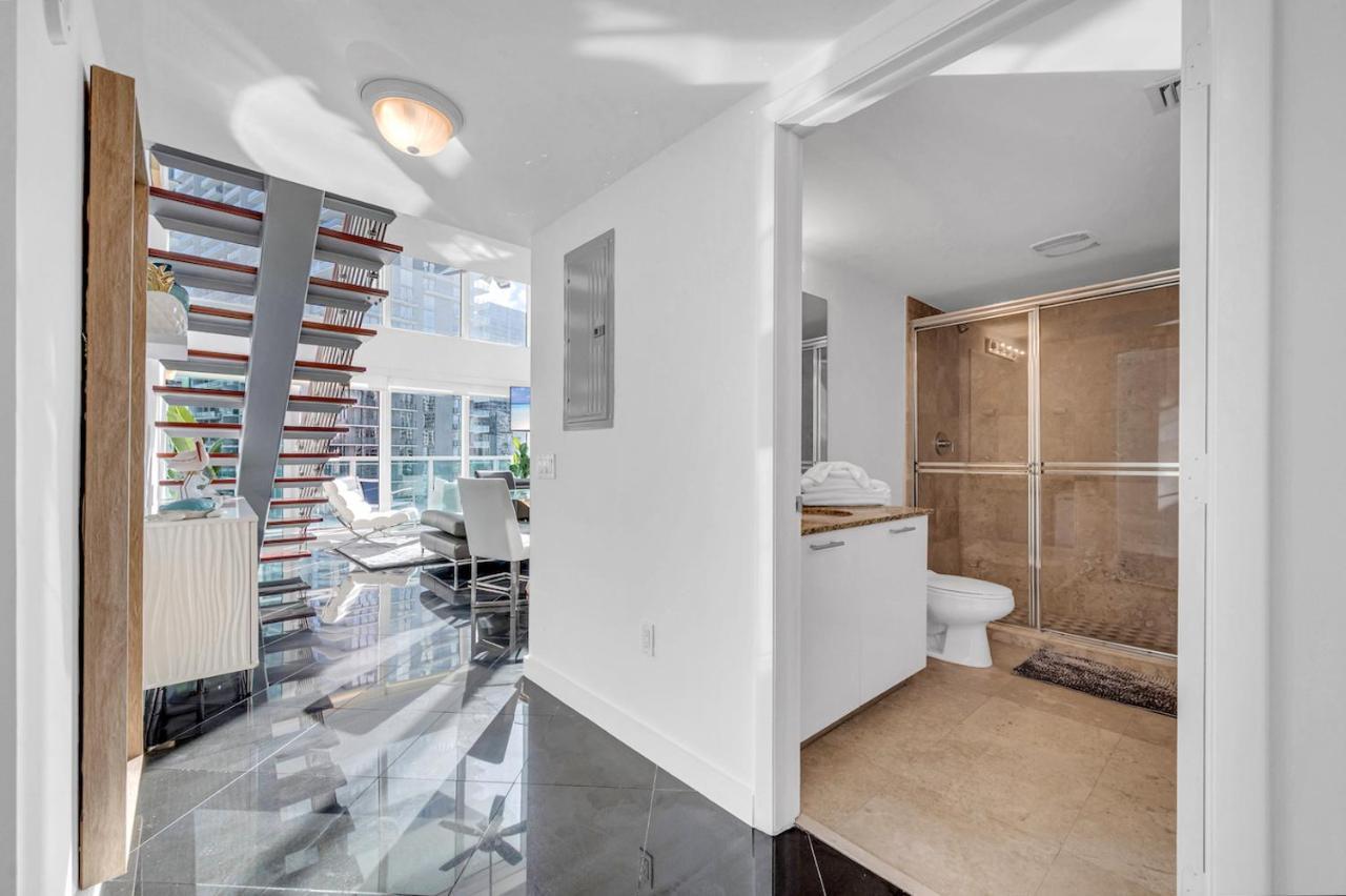 Iconic 2 Bedroom Loft Brickell-Stunning Views ไมอามี ภายนอก รูปภาพ