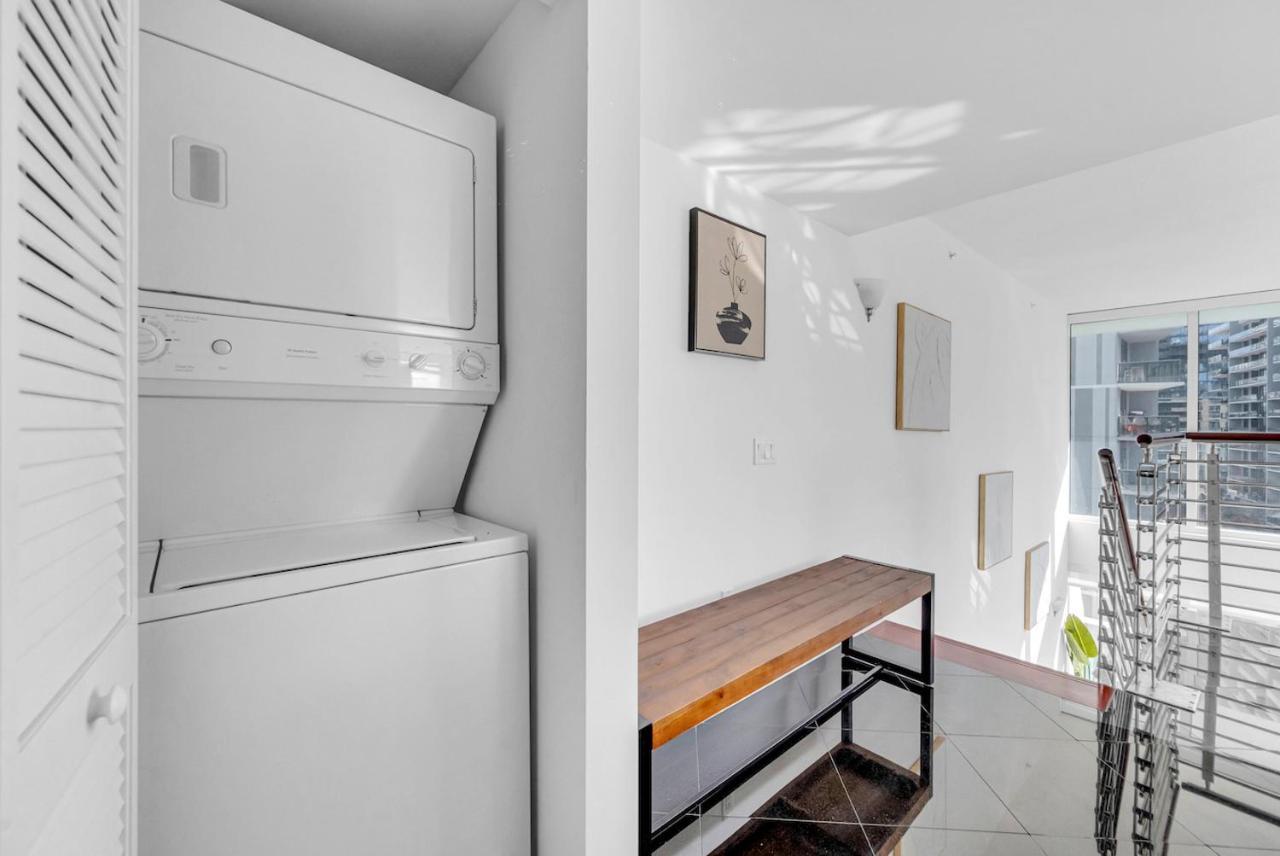 Iconic 2 Bedroom Loft Brickell-Stunning Views ไมอามี ภายนอก รูปภาพ